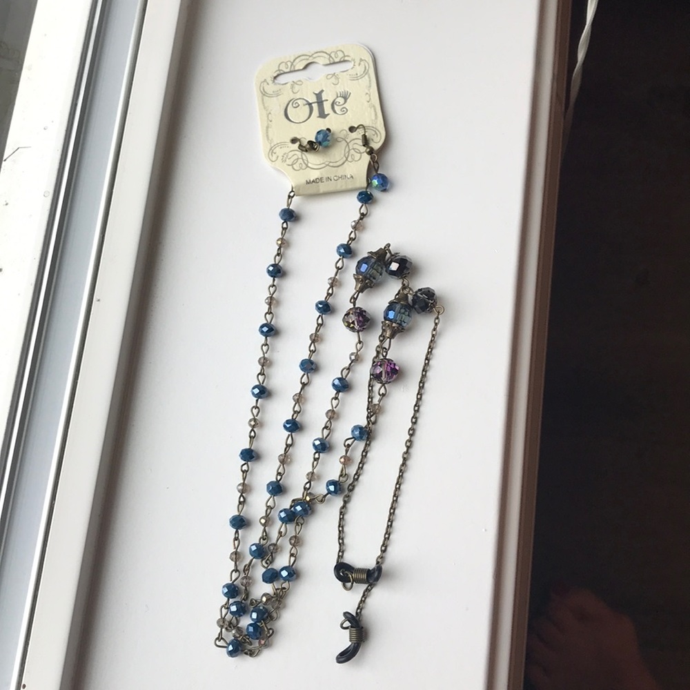 Ole earrings and eyeglass holder